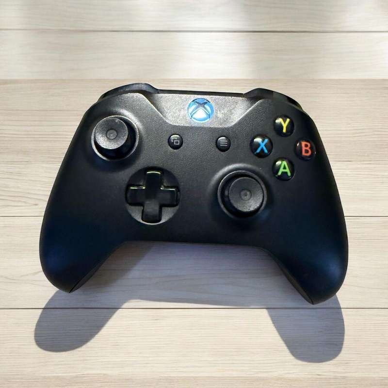 X box one 500gb one controller