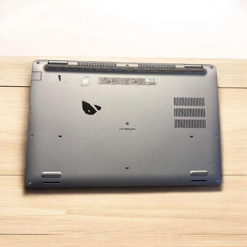 Dell Latitude 5520 Intel Iris Xe Graphics i5, 11th Gen  8GB 256GBssd
