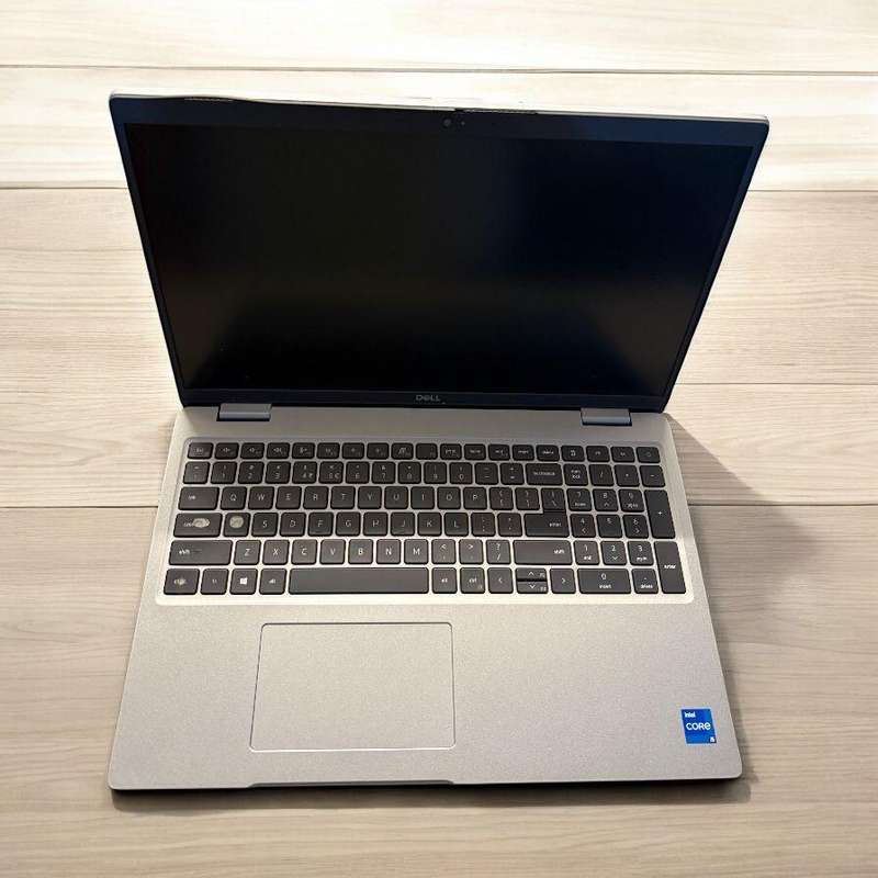 Dell Latitude 5520 Intel Iris Xe Graphics i5, 11th Gen  8GB 256GBssd