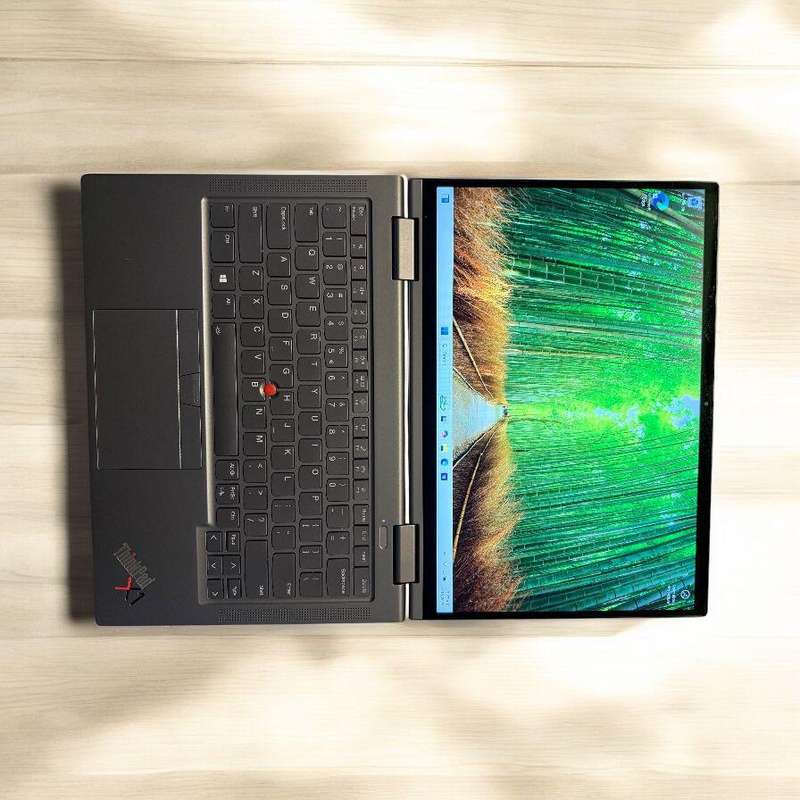 Lenovo ThinkPad X1 Yoga Gen 6 Notebook PC  Core i7-1165G7 / 14.0 WQUXGA Touch / 16GB RAM / 1TB SSD