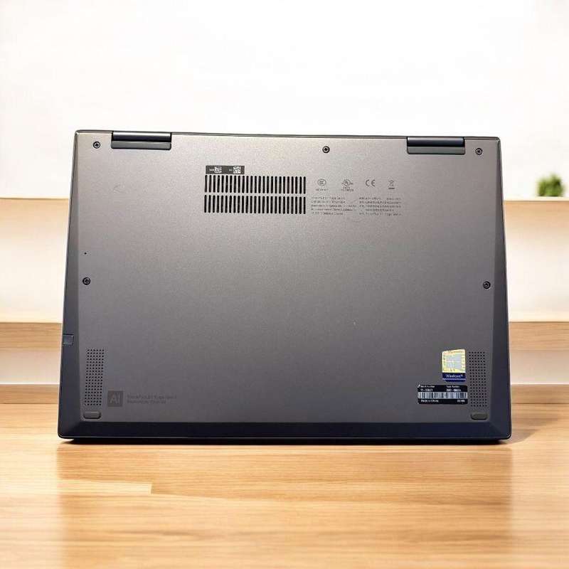 Lenovo ThinkPad X1 Yoga Gen 6 Notebook PC  Core i7-1165G7 / 14.0 WQUXGA Touch / 16GB RAM / 1TB SSD