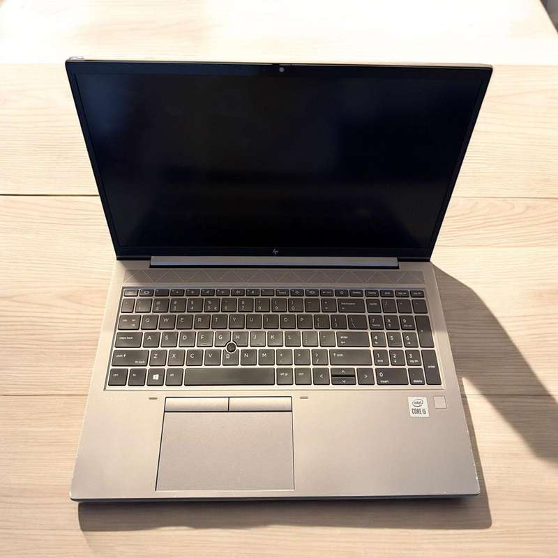 Hp Z book Firefly 15 G7 Mobile Workstation i5 10th gen 16gb ram 256gb ssd