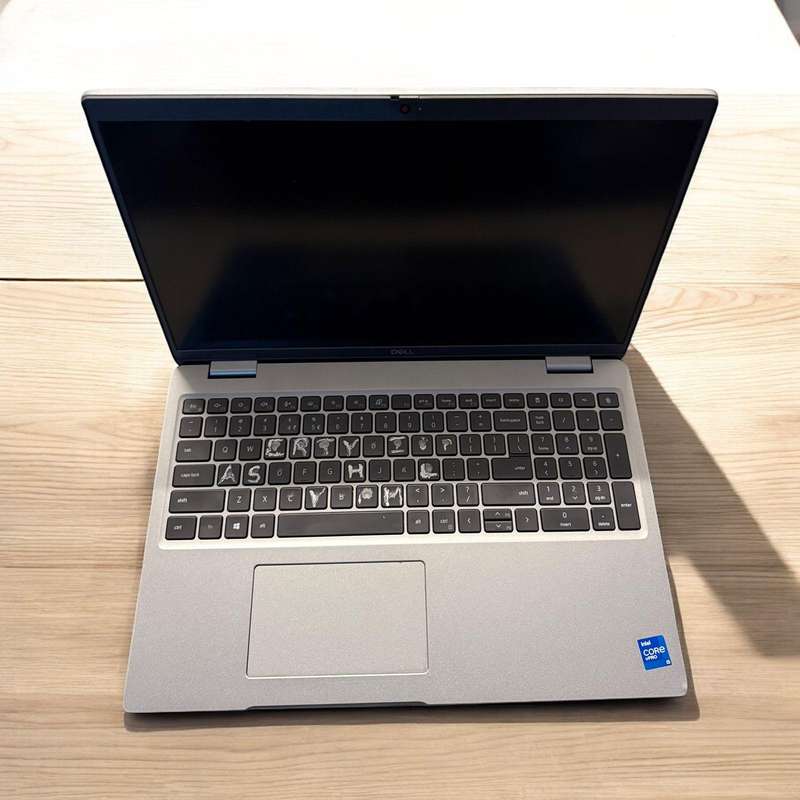 Dell Latitude 5520 Intel Iris Xe Graphics i5, 11th Gen  8GB 256GBssd