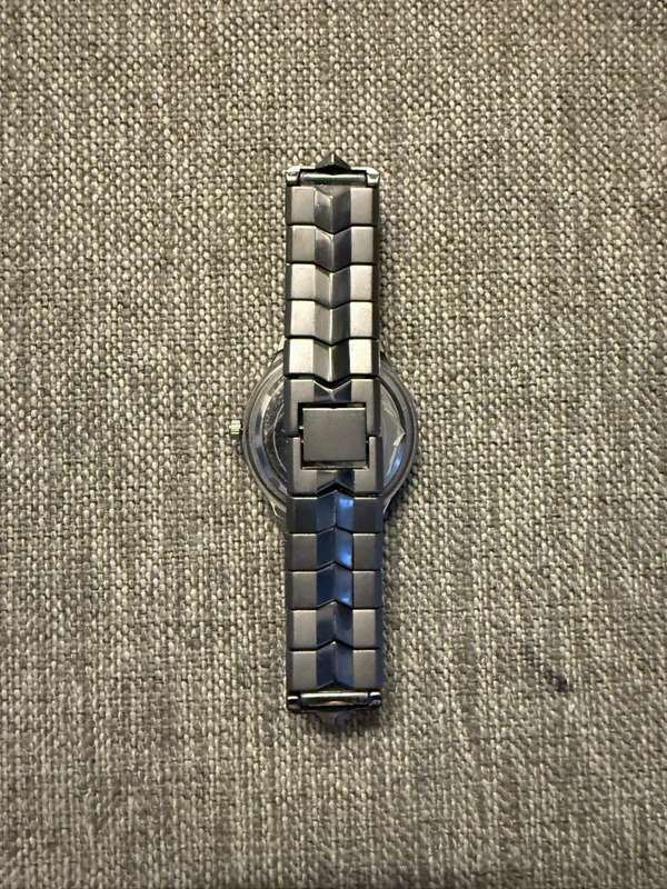 Seiko quartz movt swiss C-242575