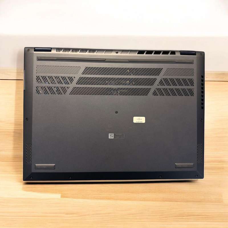 ASUS Vivobook touch S14 Flip AMD® Ryzen 7 7730U 24gb ram  512gb ssd
