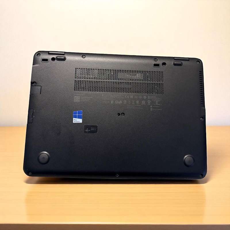 Hp EliteBook 840 G3 core i5 6th gen  8gb ram 500gb hdd lte