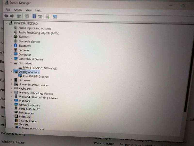 Dell  5510 Core  I7 10th gen 16gb ram 512gb  ssd lte