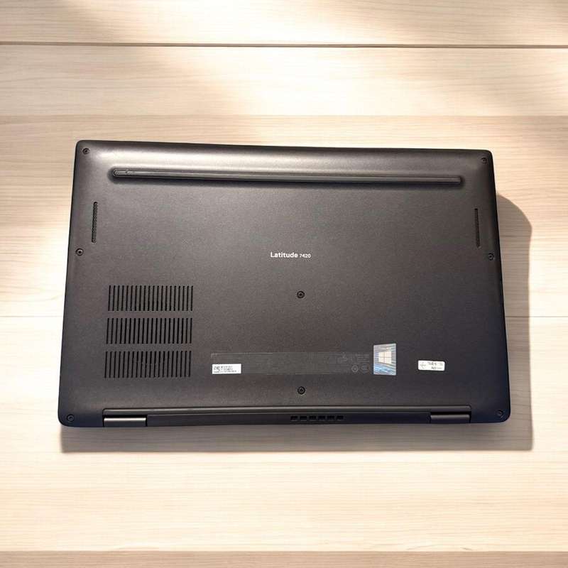 Dell Latitude 7420, 11th Gen i7-1185G7@3.0GHz,16GB Ram,512gb  Ssd Intel (R) Xe Graphics