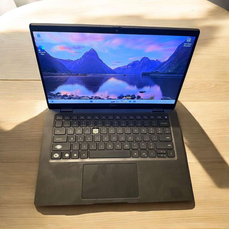 Dell Latitude 7420, 11th Gen i7-1185G7@3.0GHz,16GB Ram,512gb  Ssd Intel (R) Xe Graphics