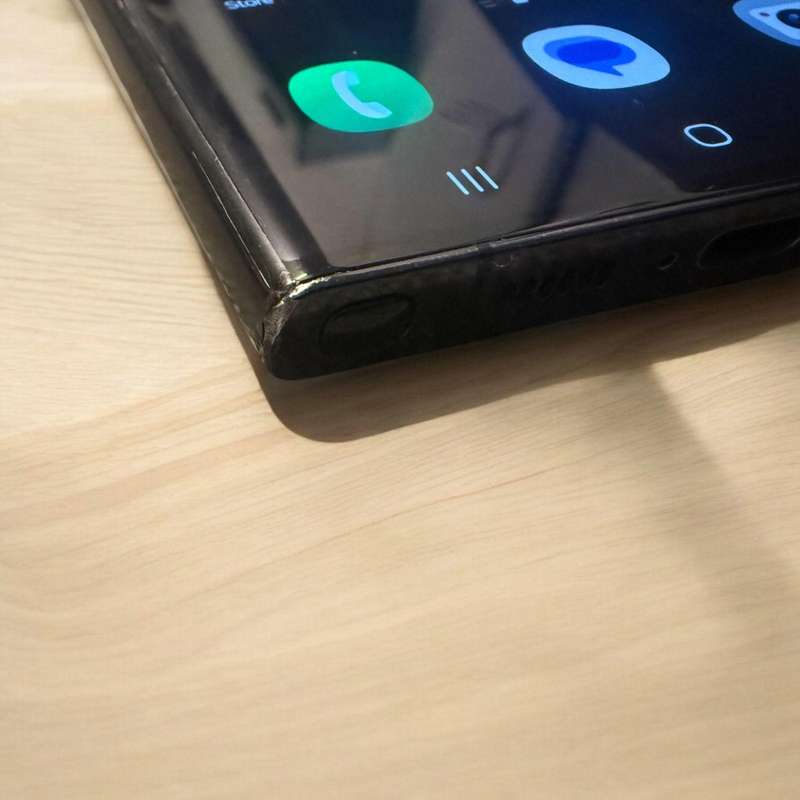 Samsung S23 Ultra 12gb  ram  256gb  memory.