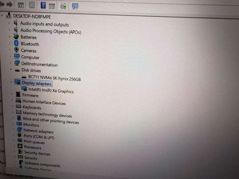 Dell Latitude 5520 Intel Iris Xe Graphics i5, 11th Gen  8GB 256GBssd new battery.