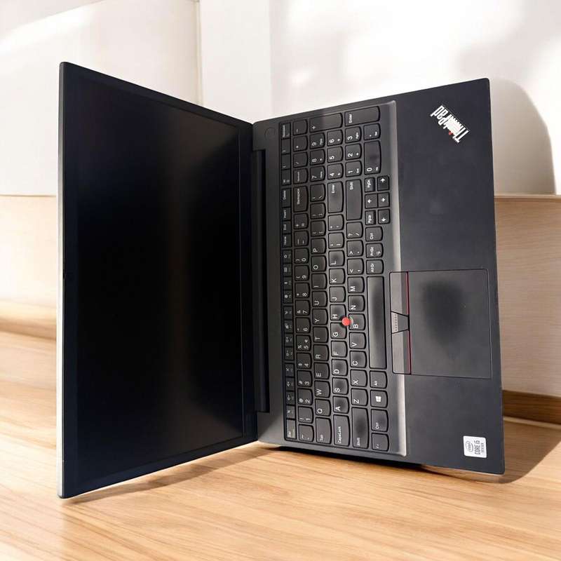 Lenovo Thinkpad E15 | 10th Gen i5, 8GB RAM, 512GB SSD, UHD Graphics, FHD