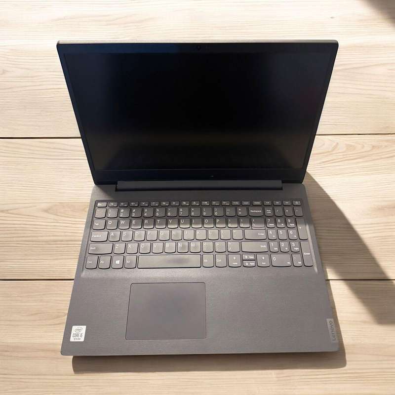 Lenovo  V15-IIL Core I5 10th gen 8gb ram 256gb  ssd