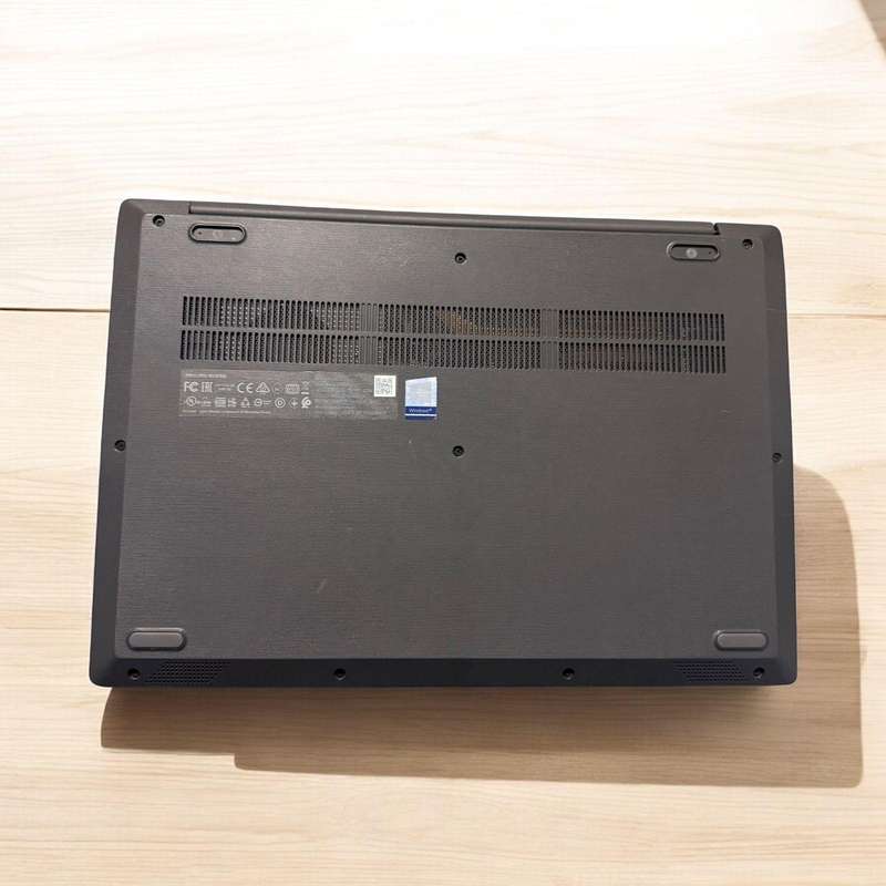Lenovo  V15-IIL Core I5 10th gen 8gb ram 256gb  ssd