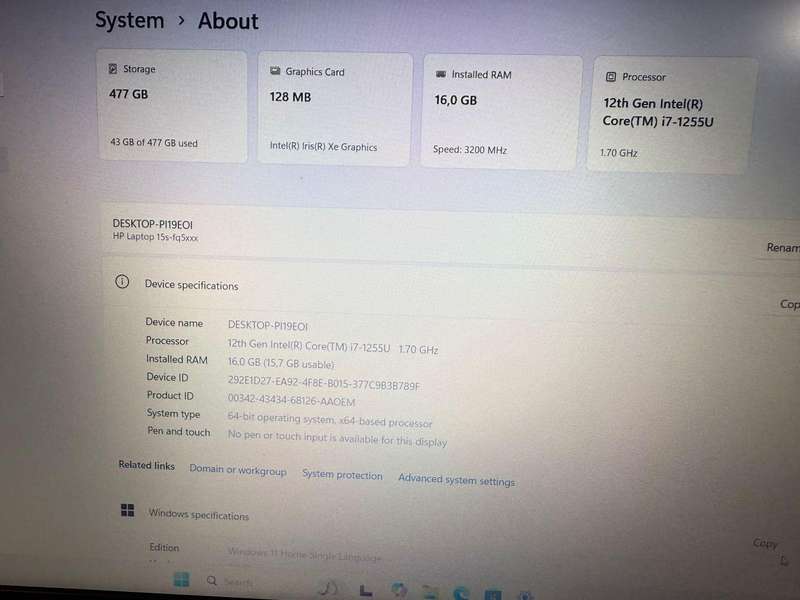 HP 15s-fq5016ni 12th Gen i7 16gb ram 512gb ssd intel iris xe graphics mint