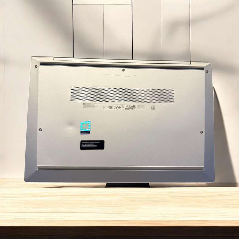 Hp Elitebook  840 G7 Core  I7 10th gen 16gb ram 512gb ssd lte fhd display
