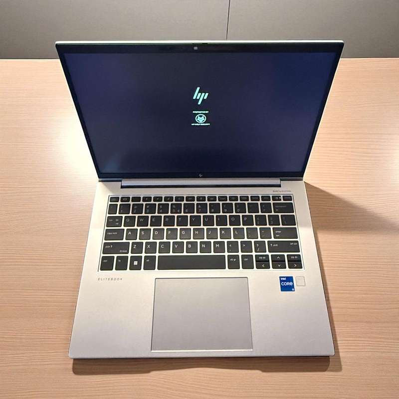 HP 840 G9 12th Gen i5 16GB  256gbssd  With Intel  [R[ XMM [TM] 7560 R+ Lte -Advanced pro hp warranty