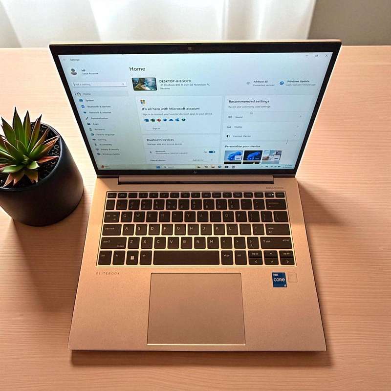 HP 840 G9 12th Gen i5 16GB  256gbssd  With Intel  [R[ XMM [TM] 7560 R+ Lte -Advanced pro hp warranty