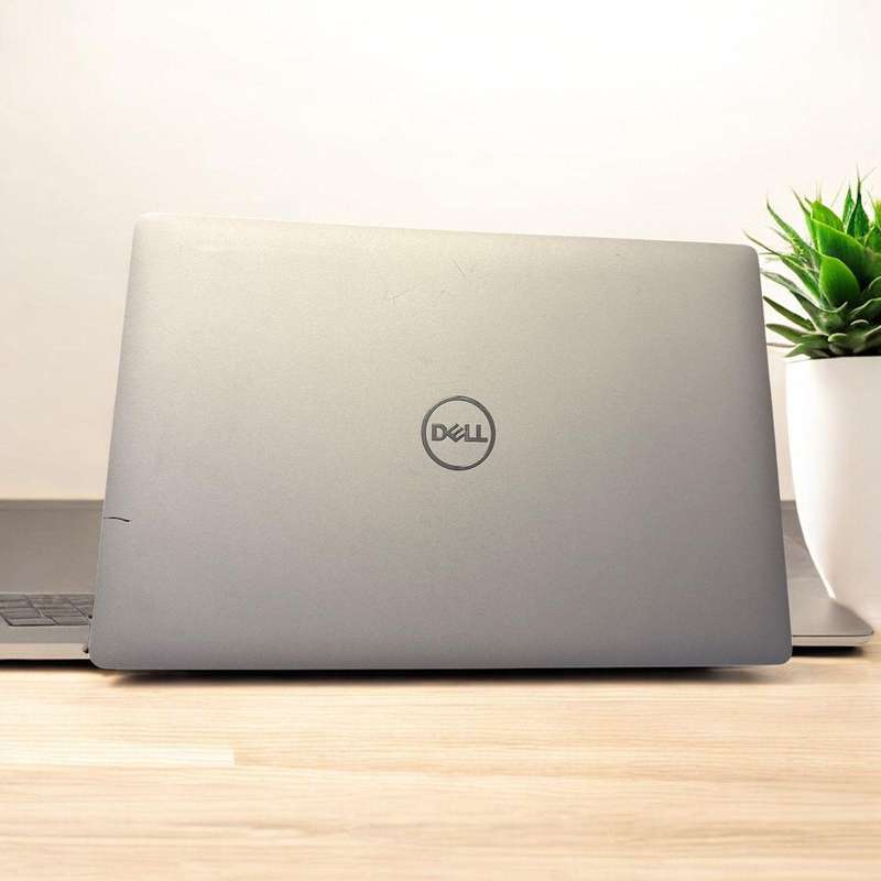 Dell Latitude 5510, 10th Gen Intel i5-10210U@1.6GHz, 8Gb Ram, 256GB Nvme Ssd 15.6`Lte