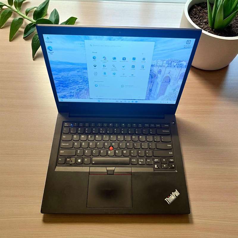 Lenovo ThinkPad E490 Notebook PC  Core i5-8265U 14 FHD 8GB RAM 256GB SSD