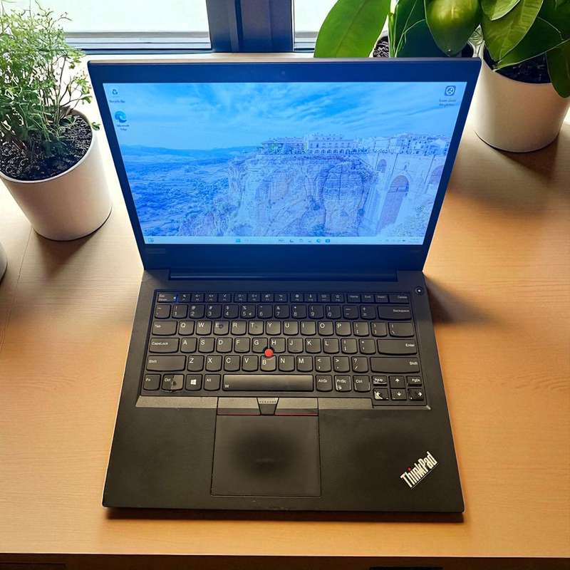 Lenovo ThinkPad E490 Notebook PC  Core i5-8265U 14 FHD 8GB RAM 256GB SSD
