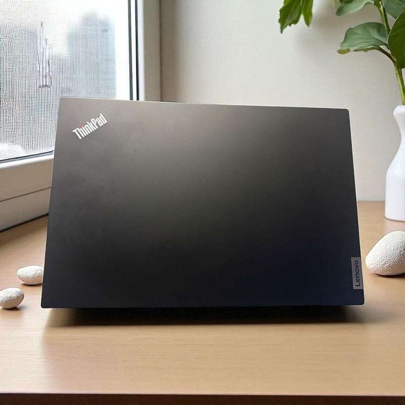 Lenovo Thinkpad  E15 I5 11th gen 8gb ram 512gb ssd