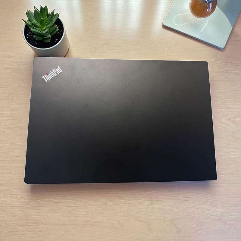 Lenovo E15 i5 10th gen 8gb ram 256gb ssd