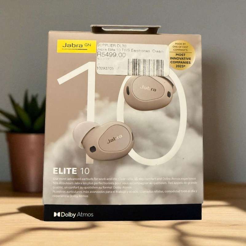 Jabra Elite 10 Wireless Earbuds with Charging Case Cream 100-99280901-99 new condition