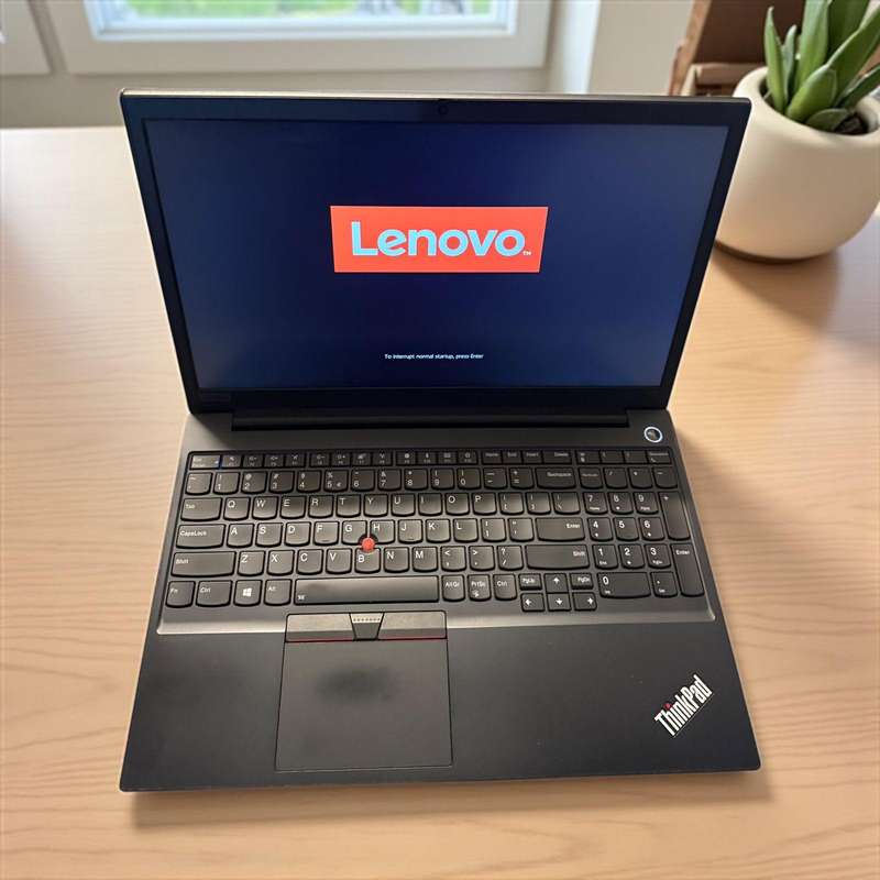 Lenovo E15 i5 10th gen 8gb ram 256gb ssd