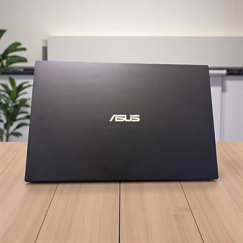 Asus ExpertBook B1502CVA Core i7-1355U 15.6 FHD 16GB RAM 512GB SSD Asus Warranty