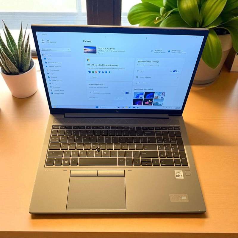 HP Z Book Firefly 15 G7 Mobile Workstation i5 10th Gen 8GB RAM 256GB SSD LTE