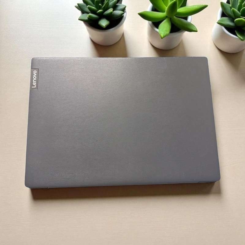 Lenovo  V15-IIL Core I5 10th gen 8gb ram 256gb  ssd