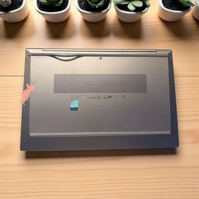 HP Z Book Firefly 15 G7 Mobile Workstation i5 10th Gen 8GB RAM 256GB SSD LTE