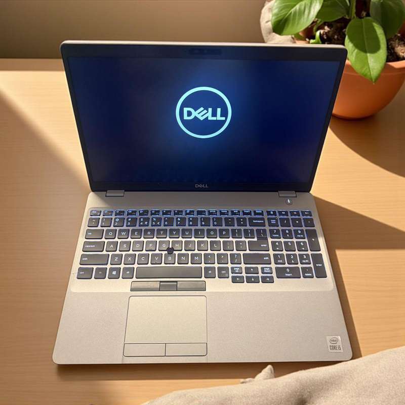 Dell Latitude 5510, 10th Gen Intel i5-10210U@1.6GHz, 8Gb Ram, 256GB Nvme Ssd 15.6`Lte new battery