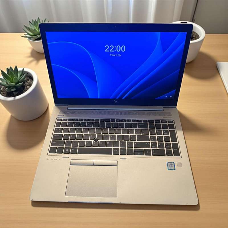 HP EliteBook 850 g6 lte i5  8th gen 8gb ram 256gb ssd fhd display