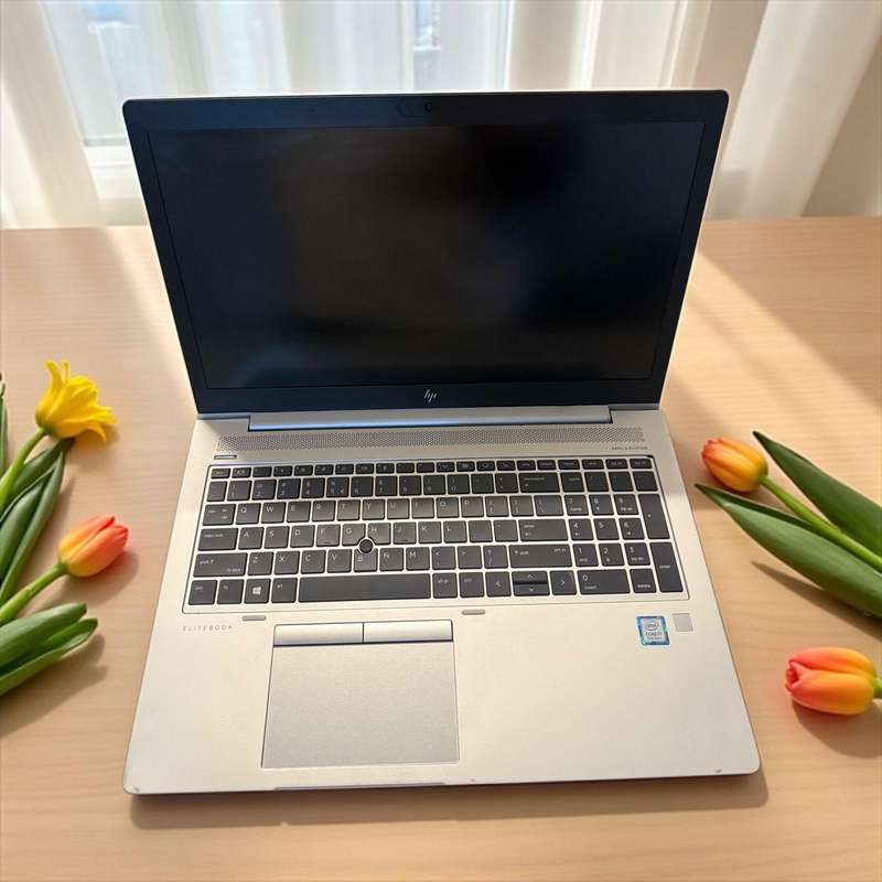 HP EliteBook 850 g6 lte i5  8th gen 8gb ram 256gb ssd fhd display