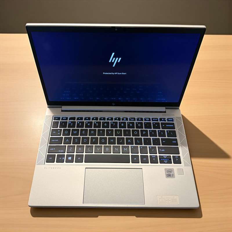 HP EliteBook 830 G7 Touchscreen Core i7 10th gen  13.3" FHD 16 gb ram 512gb ssd  Backlit Keyboard