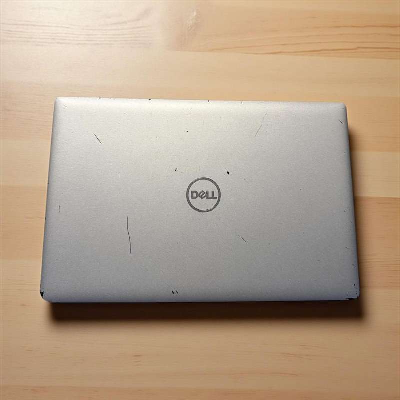 Dell Latitude 5520 Intel Iris Xe Graphics i5, 11th Gen  8GB 256GBssd 15.6''