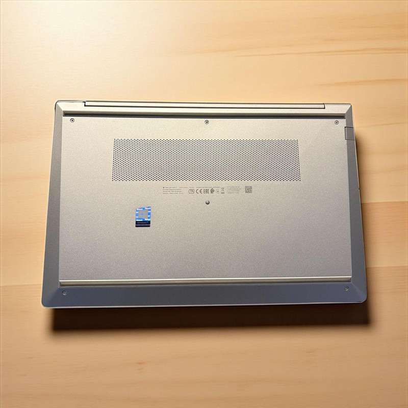 HP ProBook 450 G8 15.6" Notebook - 11th Gen Intel Core i5-1135G7, 256GB SSD 8GB RAM Xe Graphics