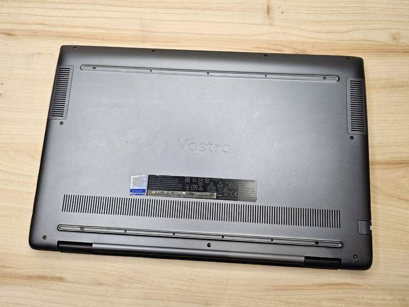 Dell Vostro 5590 i7 10th gen 24gb ram 512gb ssd mx250 Nvidia graphics 2gb