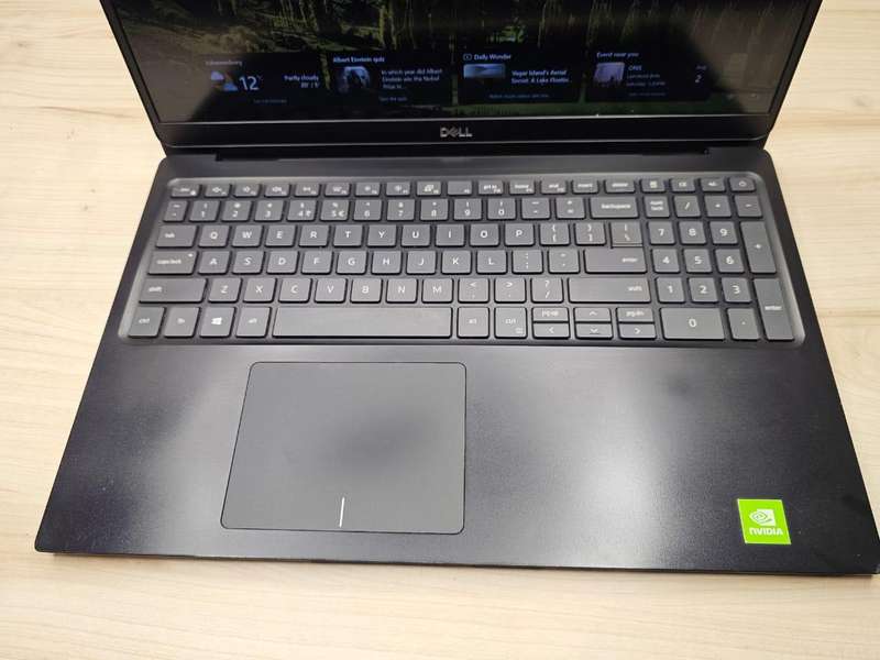 Dell Vostro 5590 i7 10th gen 24gb ram 512gb ssd mx250 Nvidia graphics 2gb