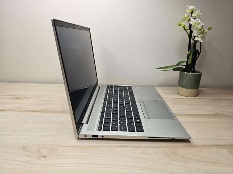 Hp Elitebook 850 G7 i7 10th gen 16gb ram 512gb ssd