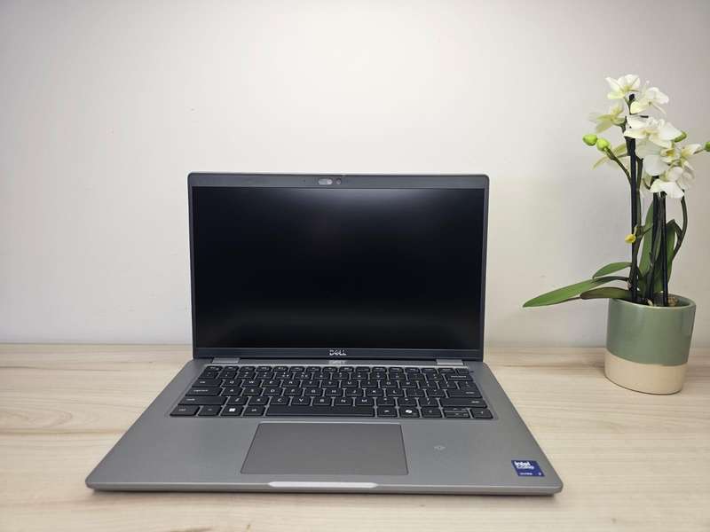 Dell Latitude 5450 14-inch FHD Laptop - Intel Core Ultra 7 155U 512gb ssd 32GB RAM 4G Win 11 Pro