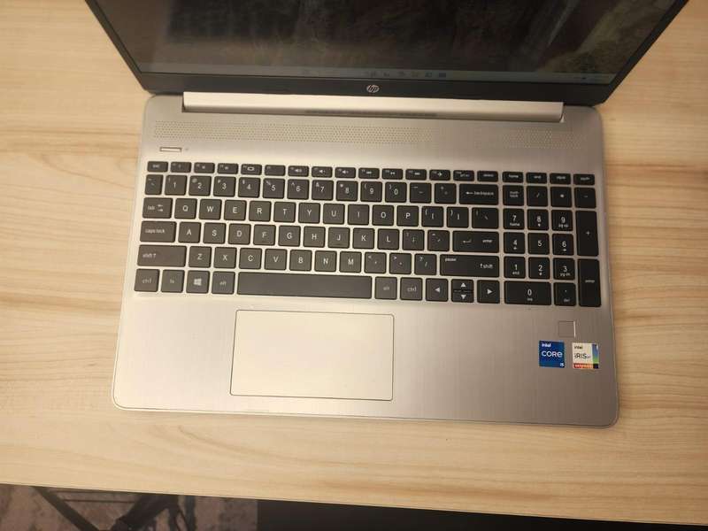Hp 15s-fq5xx 11th Gen  Core  i5  8gb ram  256gbssd  15.6