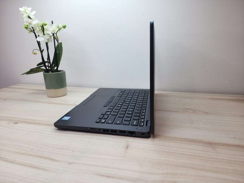 Dell Latitude 5400, 8th Gen i5-8365U, 8GB RAM, 256GB NVMe SSD, 14" FHD Display, Win11 LTE