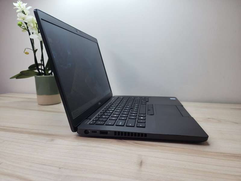 Dell Latitude 5400, 8th Gen i5-8365U, 8GB RAM, 256GB NVMe SSD, 14" FHD Display, Win11 LTE