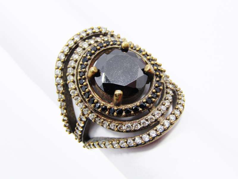A Gorgeous Two Tone Black and Clear Crystal Ring in Sterling Silver.