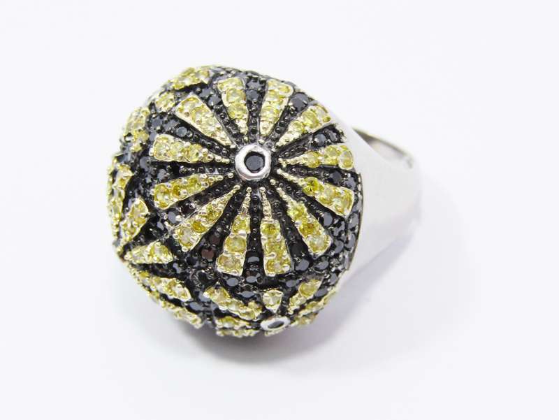 A Gorgeous Chunky Dome Ring Encrusted Black and Yellow Crystals in Sterling Silver