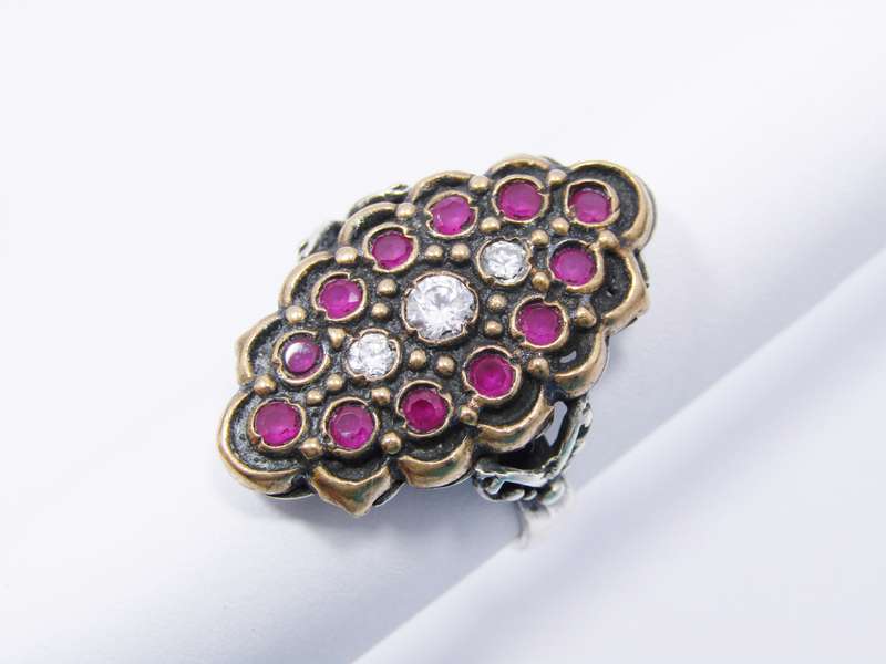 A Gorgeous Two Tone Eastern Design Ring Set With Red and clear Crystals Ring in Sterling Silver