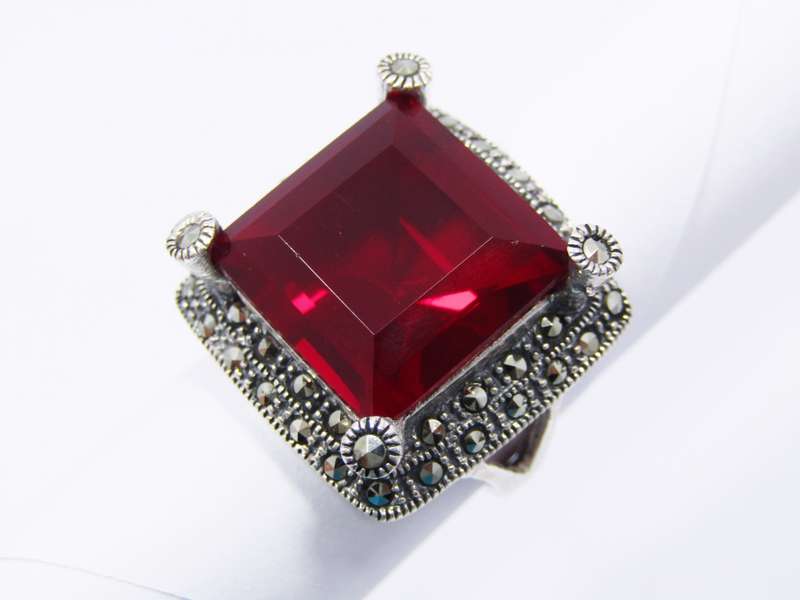 A Gorgeous Vintage Design Red Stone Square Ring With Marcasite's in Sterling Silver.